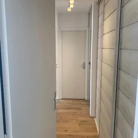 Apartment Lovely Spacious Cocoon With Balcony Paris