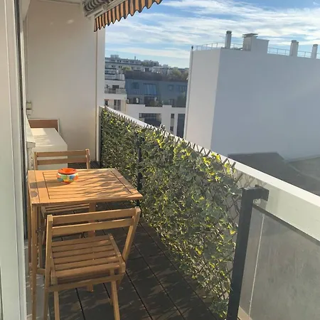 Apartment Lovely Spacious Cocoon With Balcony Paris